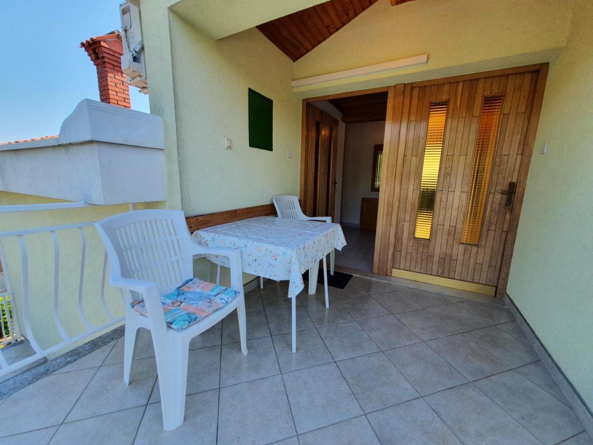 Apartments Zic Malinska Luaran gambar